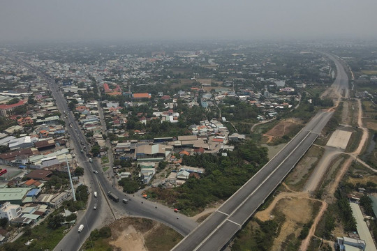 Chính phủ giải quyết khúc mắc để tái khởi động Dự án xây dựng đường cao tốc Bến Lức - Long Thành