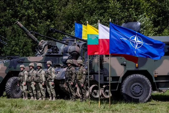 NATO chạy đua vũ trang để trang bị cho các nước có biên giới giáp Nga