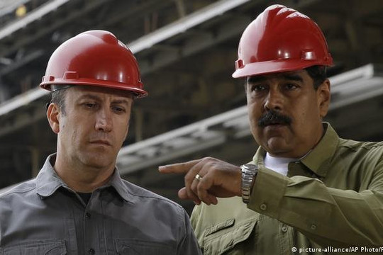Venezuela điều tra tham nhũng, lãnh đạo ngành dầu mỏ từ chức