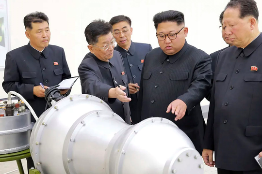Ông Kim Jong-un yêu cầu tăng cường kho vũ khí hạt nhân