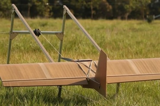Ukraine dùng UAV bìa cứng trong cuộc chiến với Nga