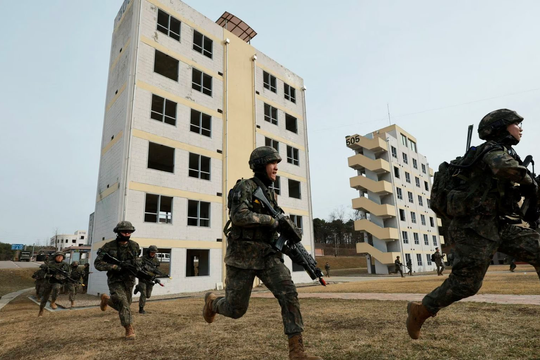 Triều Tiên cảnh báo Mỹ - Hàn đẩy căng thẳng tới bờ vực chiến tranh hạt nhân