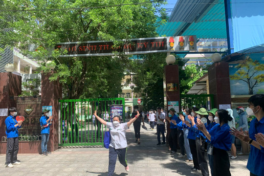 Sở GD-ĐT Hà Nội khẳng định đủ trường cho tất cả học sinh có nguyện vọng lên THPT