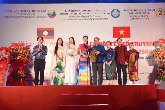 Thắm tình hữu nghị trong lễ hội Tết cổ truyền Lào tại Việt Nam