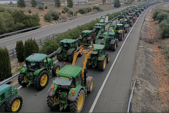 Nông dân Romania biểu tình phản đối nhập khẩu ngũ cốc Ukraine