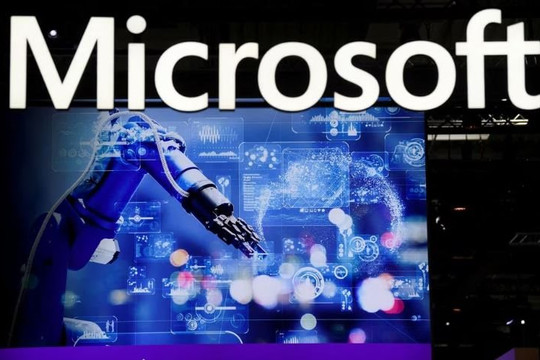 Cổ phiếu tăng mạnh nhờ AI, Microsoft trở thành công ty có giá trị thứ 2 thế giới