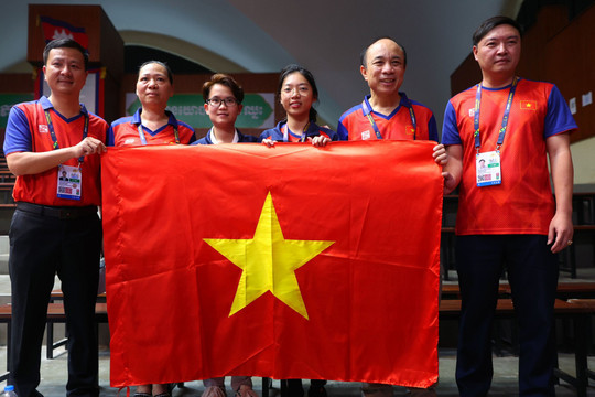 Việt Nam có huy chương vàng đầu tiên tại SEA Games 32