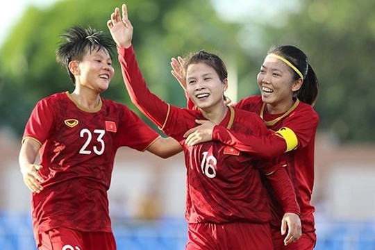 Thắng 3-1, đội nữ Việt Nam xây chắc ngôi đầu tại SEA Games 32