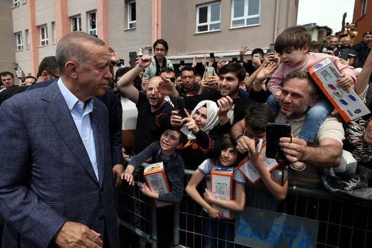 Gay cấn cuộc bầu cử Tổng thống Thổ Nhĩ Kỳ