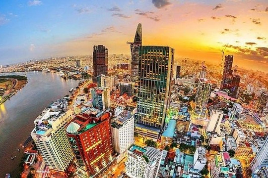 Kinh tế Việt Nam đang đối mặt với những ‘cơn gió ngược’