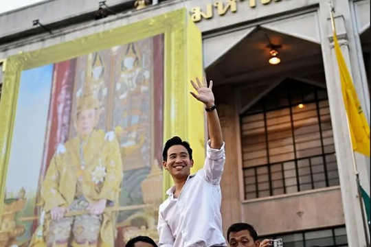 Thái Lan muốn dùng ứng viên thủ tướng điển trai thu hút khách du lịch
