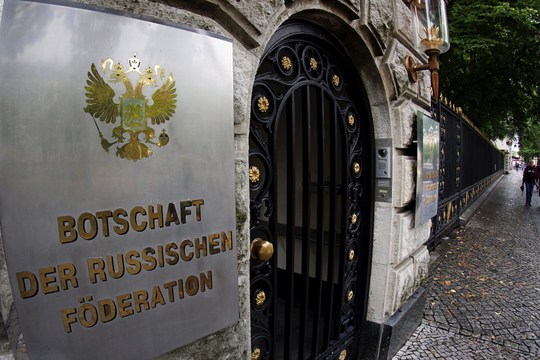 Đức yêu cầu đóng cửa 4 lãnh sự quán của Nga