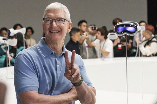 Các chuyên gia Trung Quốc đánh giá cao kính Apple Vision Pro dù dân mạng hoài nghi
