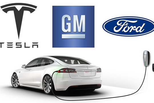 Ford và GM dùng mạng lưới sạc xe điện siêu nhanh của Tesla, đối đầu chính sách Nhà Trắng