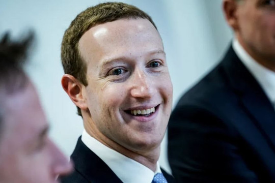 Chỉ 26% nhân viên Meta tin tưởng ban lãnh đạo, Mark Zuckerberg trở lại top 10 tỷ phú giàu nhất