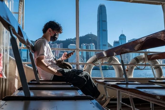 Đằng sau việc Google, Microsoft, OpenAI hạn chế truy cập chatbot AI với người dùng ở Hồng Kông