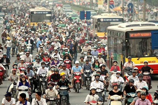 Hà Nội lại tính cấm xe máy ở 12 quận vào năm 2030