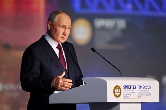 Tổng thống Vladimir Putin xác nhận vũ khí hạt nhân đã triển khai ở Belarus