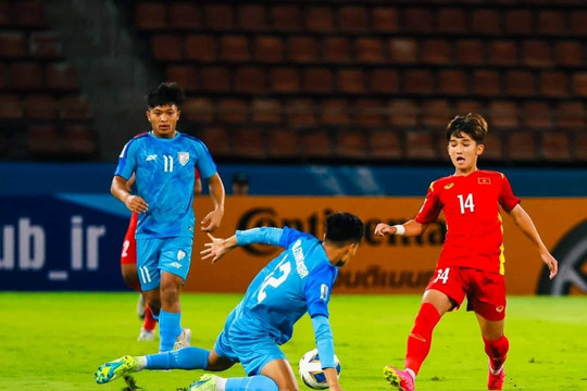 Nếu đá đúng sức, U.17 Việt Nam đã thắng U.17 Ấn Độ trong trận ra quân giải châu Á