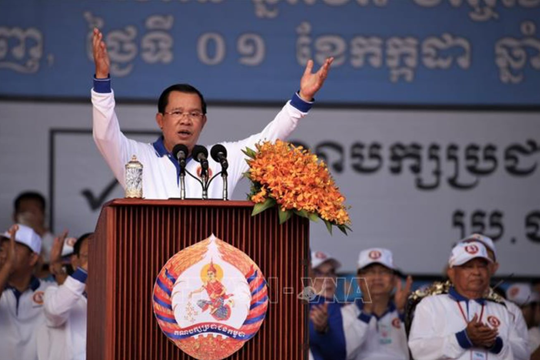 Thủ tướng Campuchia kêu gọi hướng dẫn người dân bỏ phiếu đúng cách