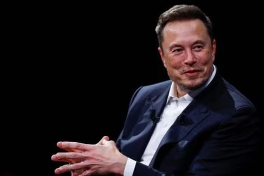 Elon Musk nhắc đến Trung Quốc cùng ngày ra mắt startup xAI cạnh tranh với OpenAI, Google