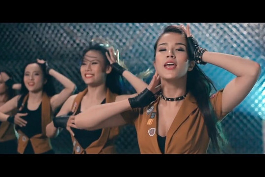 Video: Diệp Lâm Anh khiến giới trẻ phát cuồng với vũ điệu hip hop đầy mê hoặc