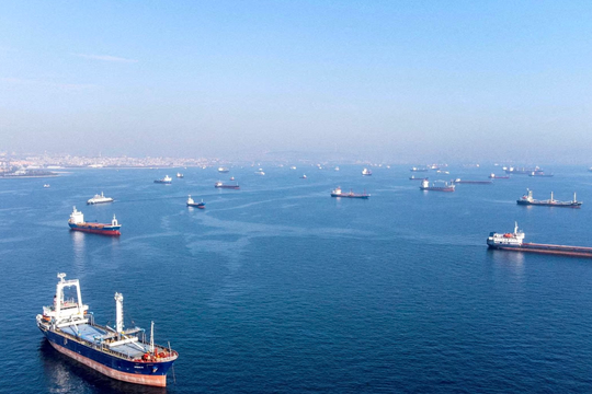 Nga cảnh báo cứng rắn các tàu cập cảng Ukraine ở Biển Đen