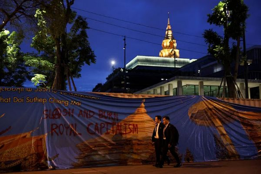 MFP nhường đường cho Pheu Thai lập chính phủ mới