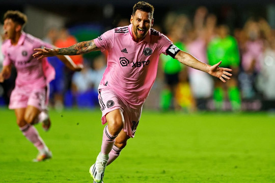 Messi lên tiếng khi lập siêu phẩm giúp Inter Miami thắng Cruz Azul, Beckham rơi nước mắt