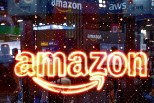 Amazon thu hút hàng ngàn người dùng thử dịch vụ AI cạnh tranh với Microsoft, Google