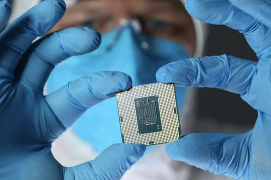Báo Trung Quốc viết về công nghệ sản xuất chip đột phá khi Mỹ sắp cấm bán nhiều thiết bị hơn