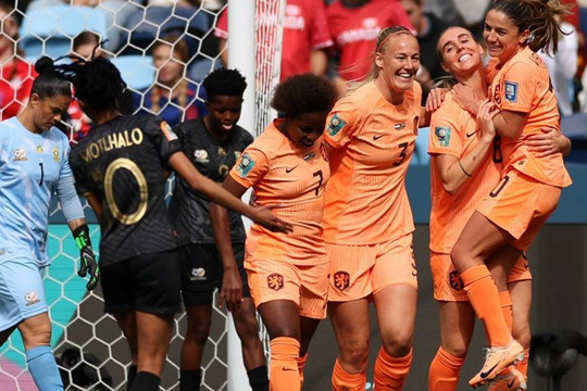 Hạ Nam Phi, Hà Lan giành vé vào tứ kết World Cup nữ 2023