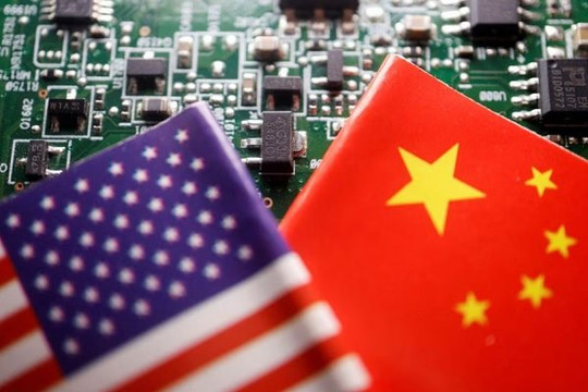 Tổng thống Mỹ ký lệnh cấm đầu tư vào công nghệ cao tại Trung Quốc