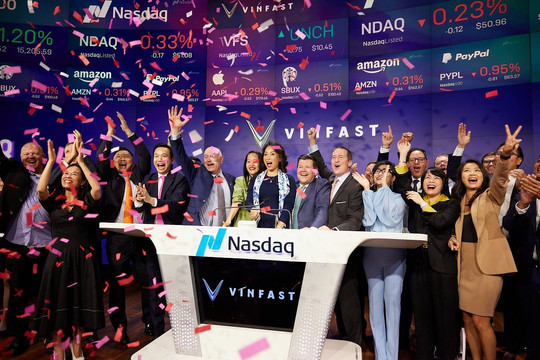 VinFast chính thức niêm yết trên Nasdaq Global Select Market: Giá trị vốn hóa hơn 23 tỉ USD