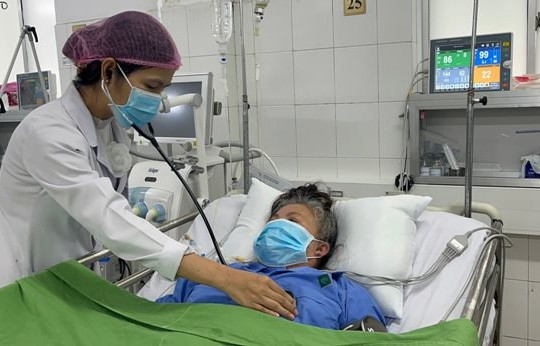 Hai bệnh viện phối hợp cứu bệnh nhân ngưng tuần hoàn hô hấp