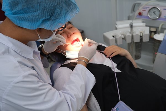 Phụ nữ mang thai mắc các bệnh răng miệng có nguy cơ sinh non cao gấp 2 - 3 lần