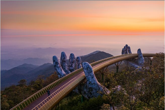 Bored Panda: Cầu Vàng là biểu tượng được biết đến nhiều nhất ở Việt Nam
