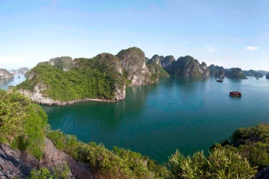 Cụm vịnh Hạ Long - quần đảo Cát Bà chính thức trở thành di sản thế giới