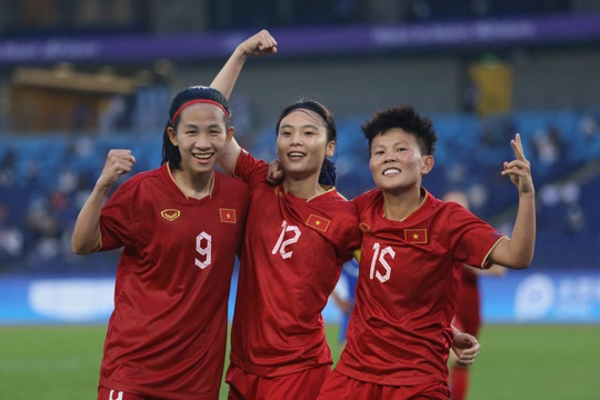 ASIAD 19: Tuyển nữ Việt Nam thắng nhọc trước Nepal