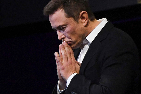 Elon Musk thỉnh cầu Taylor Swift và những người nổi tiếng đăng bài trên X 