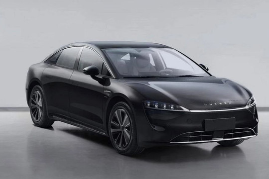 Huawei tuyên bố sắp tung ra ô tô điện ‘vượt trội Model S của Tesla’