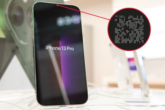 Màn hình iPhone có mã QR ẩn giúp Apple kiểm soát chi phí sản xuất của 2 đối tác Trung Quốc