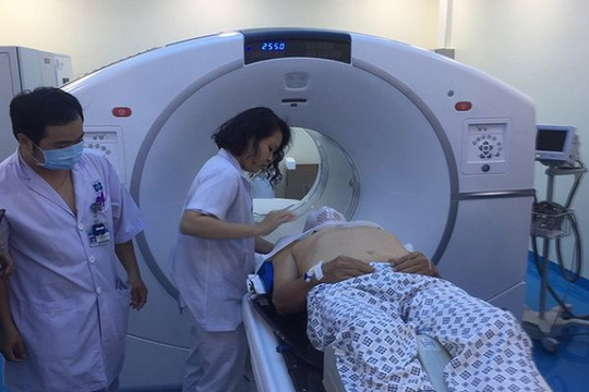 TP.HCM huy động các bệnh viện hỗ trợ bệnh nhân Bệnh viện Ung bướu chụp MRI