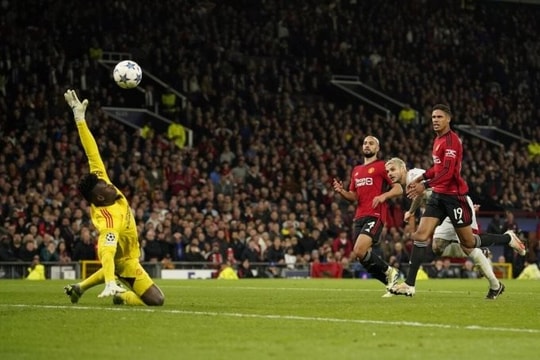 Champions League: Cả Man United và Arsenal đều thua ngược