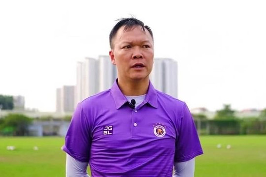 Bên lề giải U.21 quốc gia:  Dương Hồng Sơn kêu gọi các thủ môn Việt Nam phải tập chơi chân