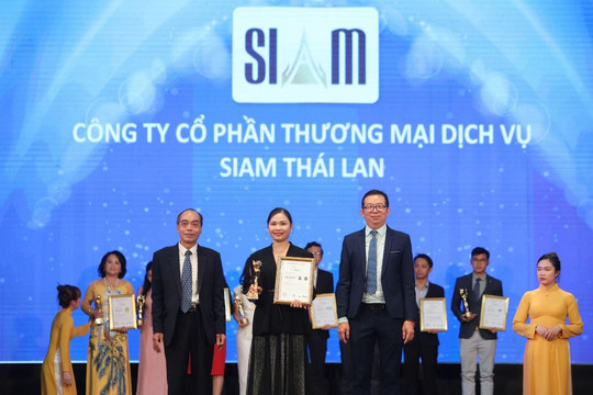 Viện thẩm mỹ Siam Thailand gây tiếng vang với 2 giải Top 10 thương hiệu hàng đầu ASEAN 2023