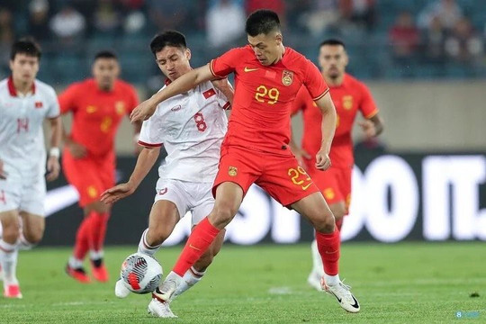 Đội tuyển Việt Nam thua Trung Quốc 0-2: Thất vọng nhưng chưa tuyệt vọng