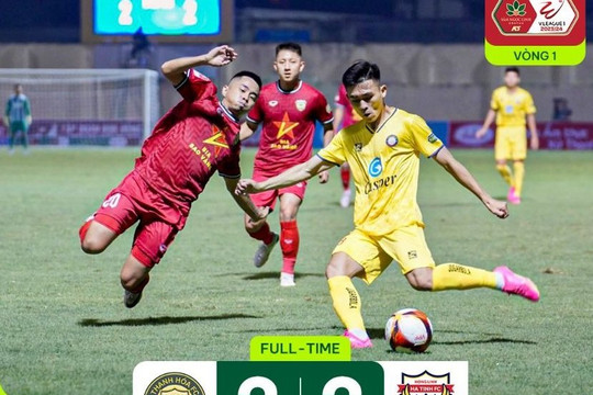 Hòa trên sân Đông Á Thanh Hóa, CLB Hồng Lĩnh Hà Tĩnh tạm dẫn đầu V-League