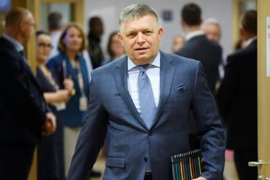 Slovakia ngừng viện trợ quân sự cho Ukraine