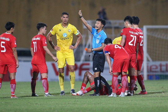 Mất điểm phút cuối, Đông Á Thanh Hóa bỏ lỡ ngôi đầu V-League
